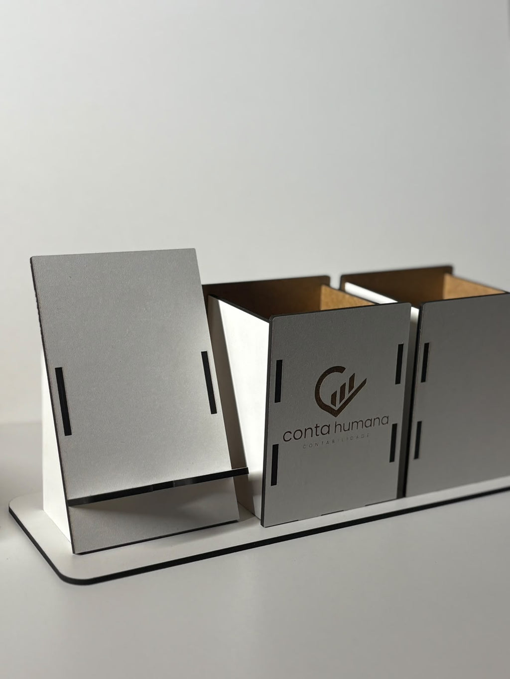 Suporte para Telemóvel + Porta-Canetas Personalizado | Empresas