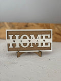 Placa HOME personalizada em MDF com nomes da família gravados a laser.