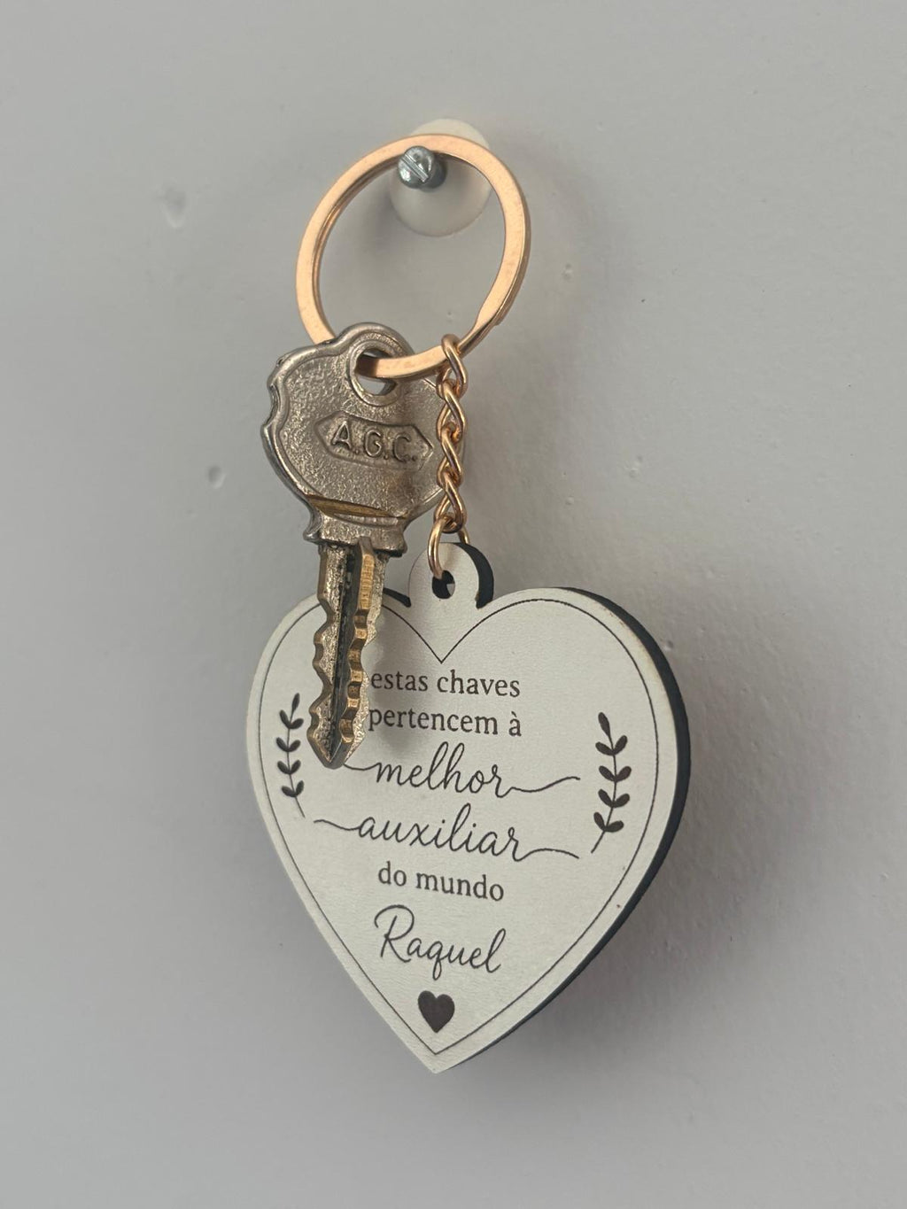 Porta-chaves personalizado para professores, educadores e auxiliares em MDF gravado a laser.